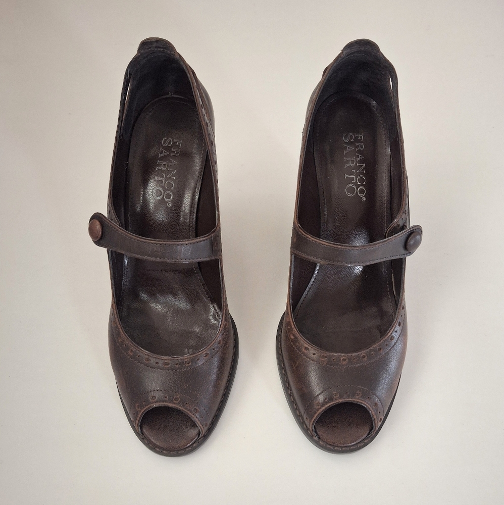 FRANCO SARTO "Regalo" Brushed Brown Leather Peep Toe Mary Jane Wedges Size 6.5